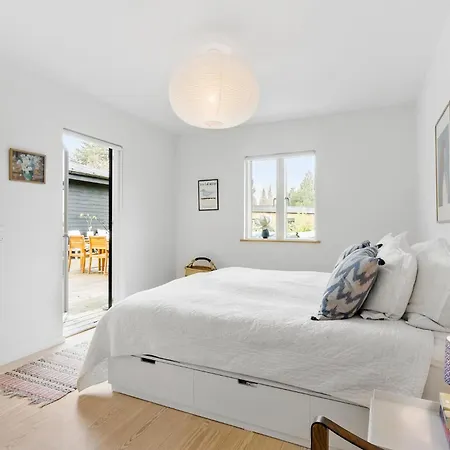 بيت للعطل 3 Bedroom Lovely In